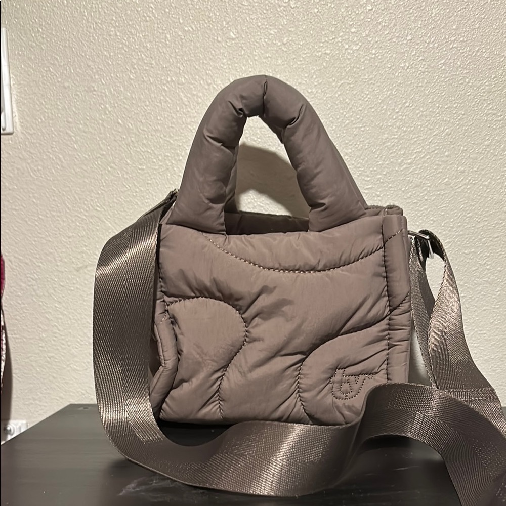 Stylish Clay Quilted Women's Bag